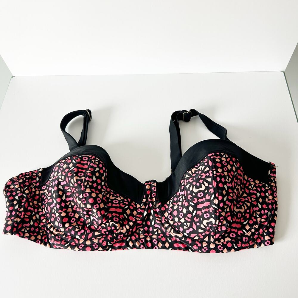 Ava & Viv Black and Pink Geometric Print Bra Bikini Swim Top 20W